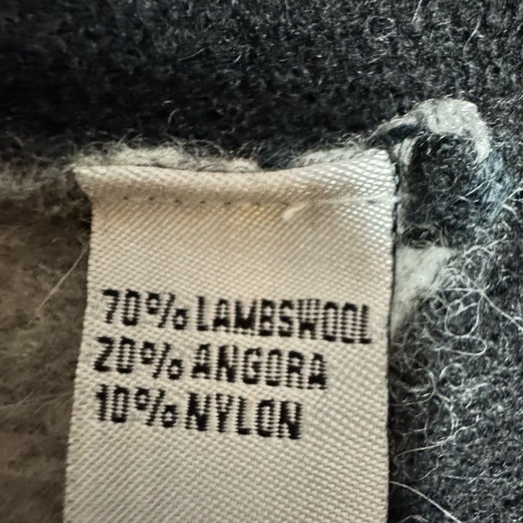 Vertigo Paris Gray and Black Poncho Sweater Size L - Picture 8 of 9